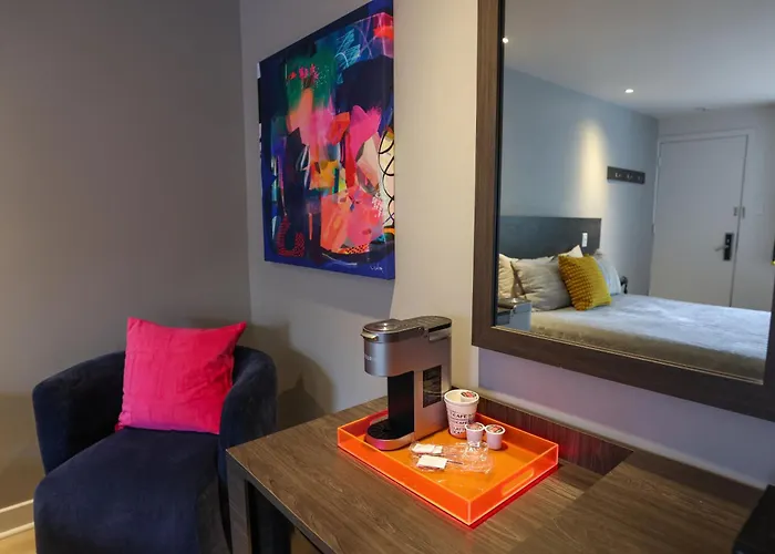 Le Fabreville Motel & Suites